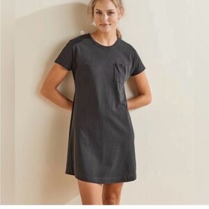 NWT Upwest Perfect T Shirt Dress in
Grey Soot Size large